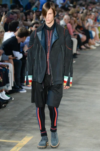 Look 51